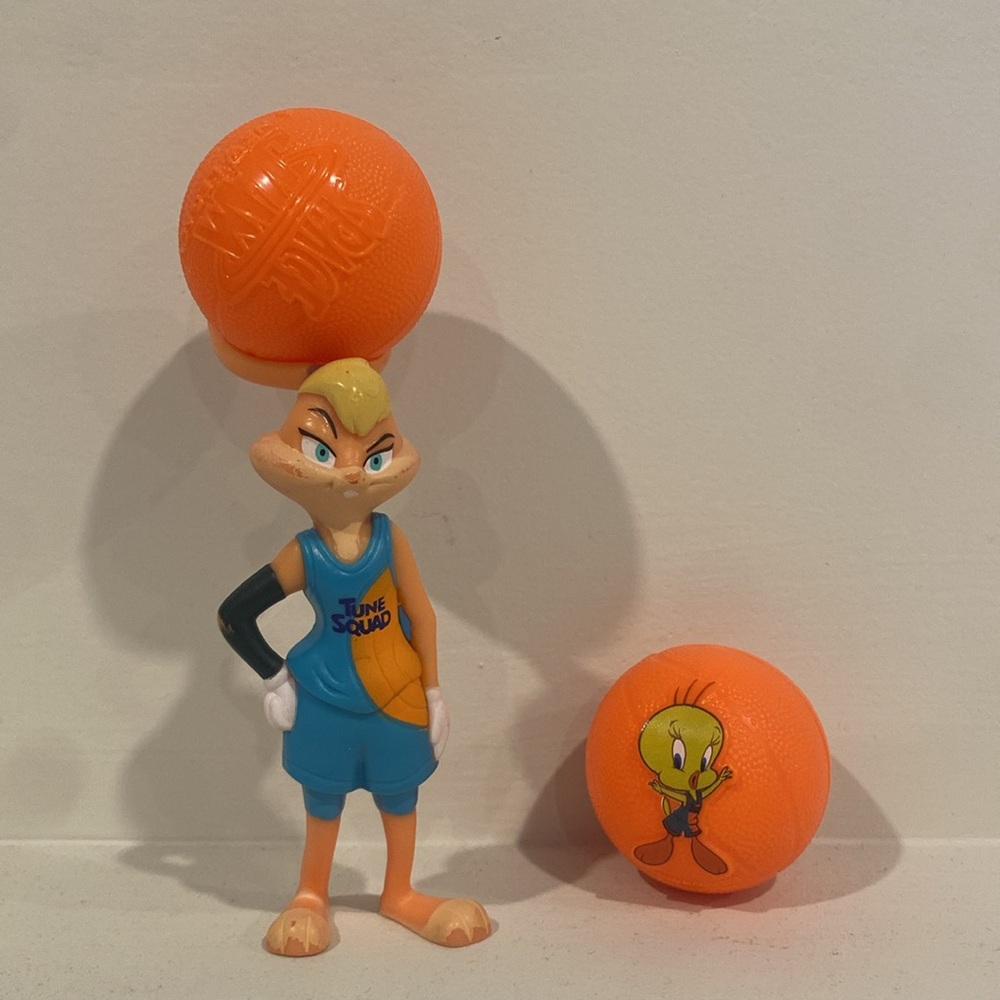 2021 Space Jam A New Legacy McDonald’s Toy - Lola Bunny    nba happy meal toys